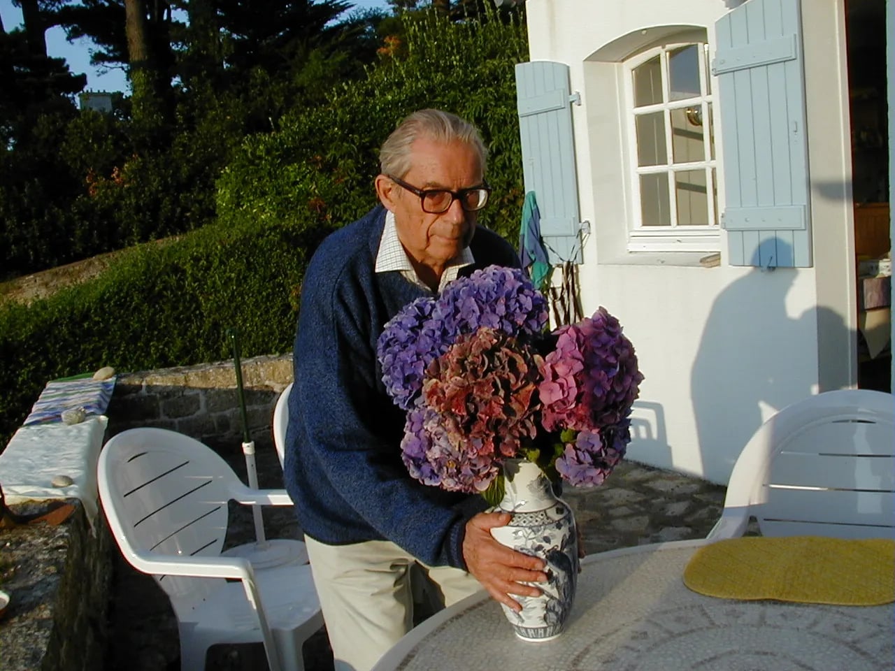 Portrait of Claude Pascal (1921–2017) – memorial page