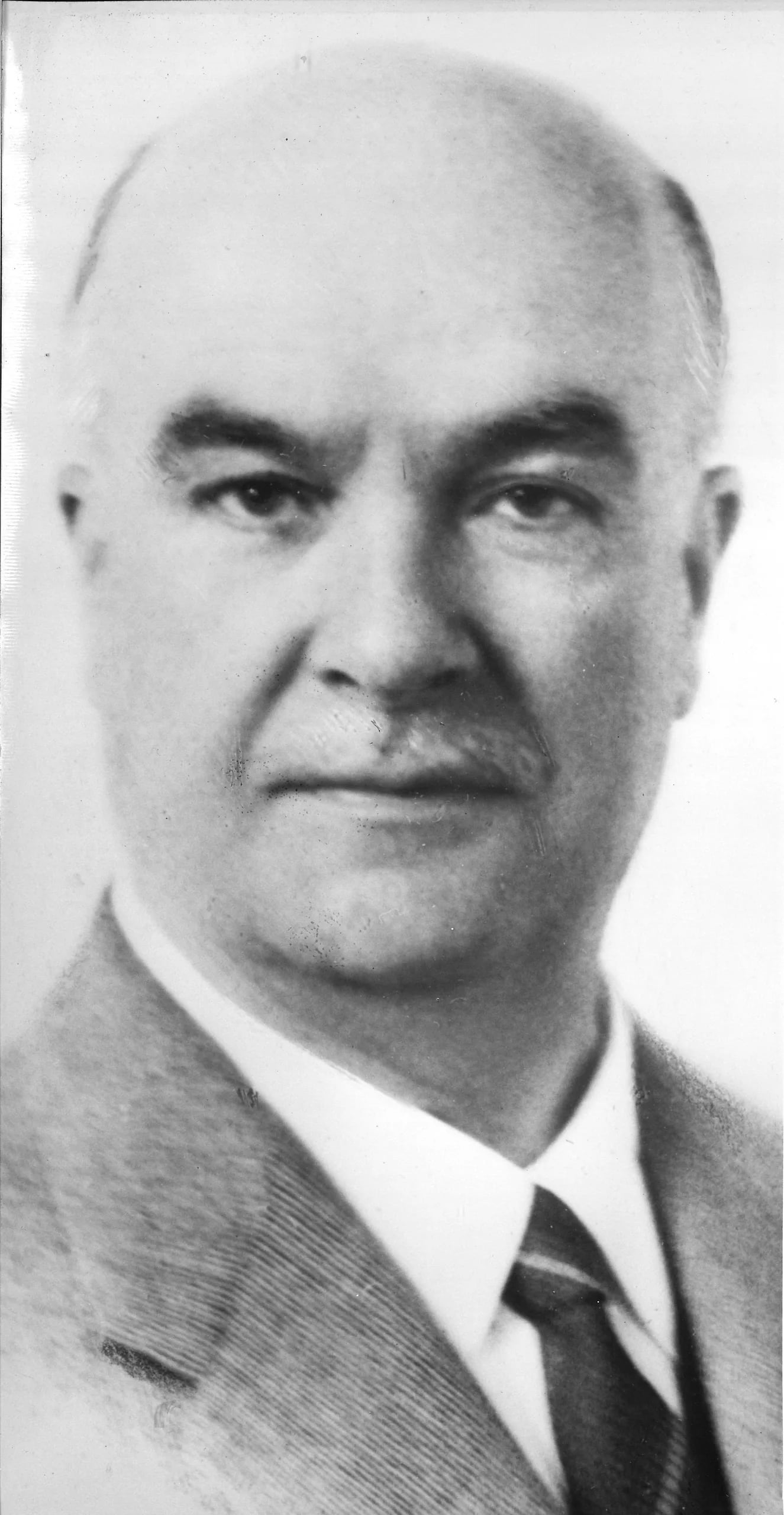 Portrait of Luigi Buzzi (1907–1992) – memorial page