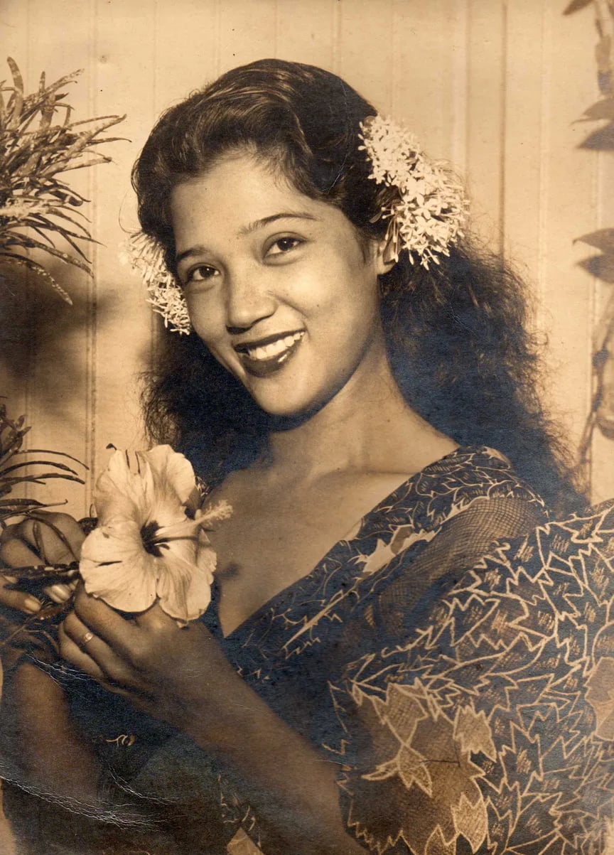 Portrait of Nela Álvarez (1919–2009) – memorial page