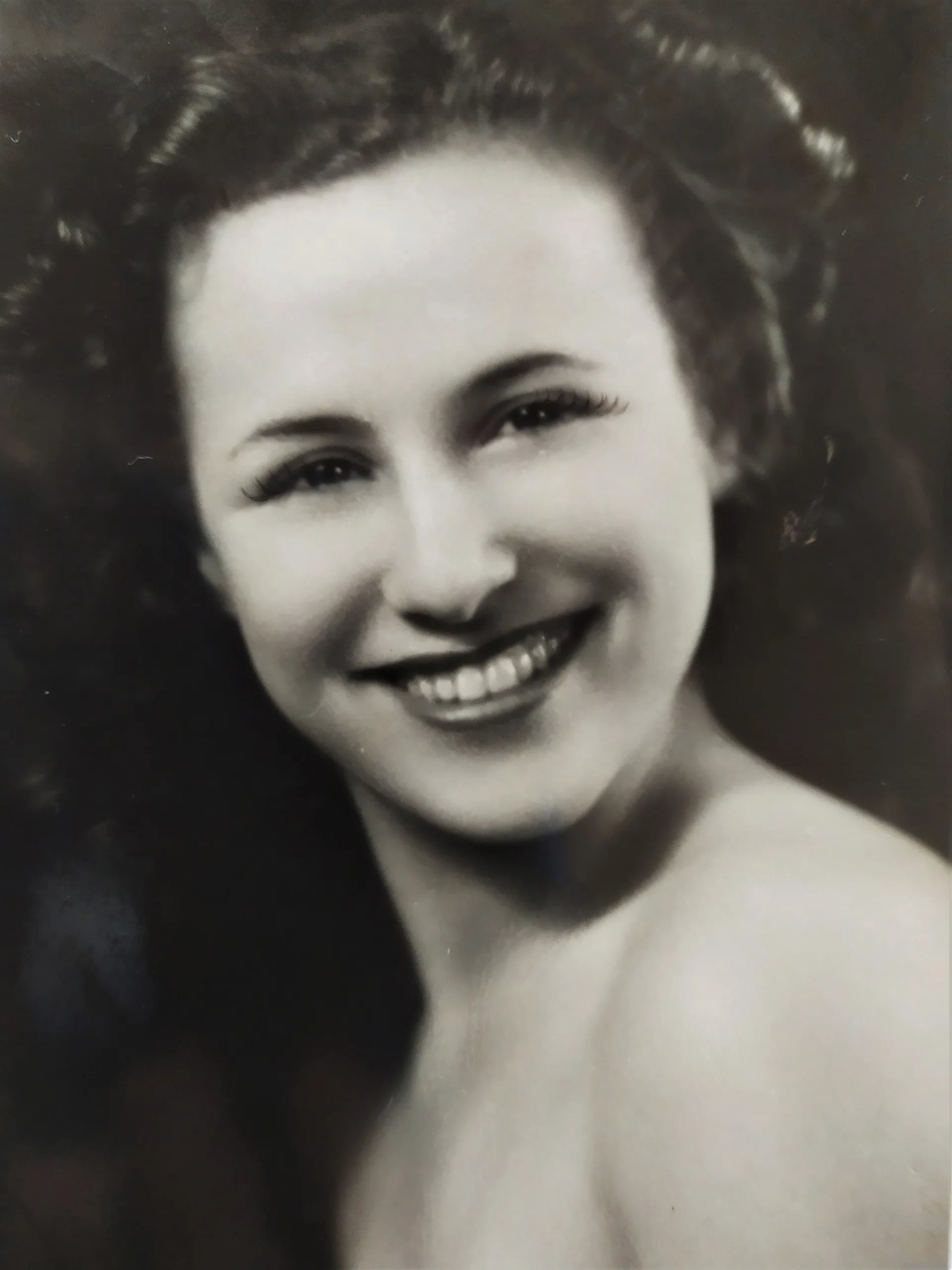 Porträt von Lily Romanelli (1930–2021) – Gedenkseite