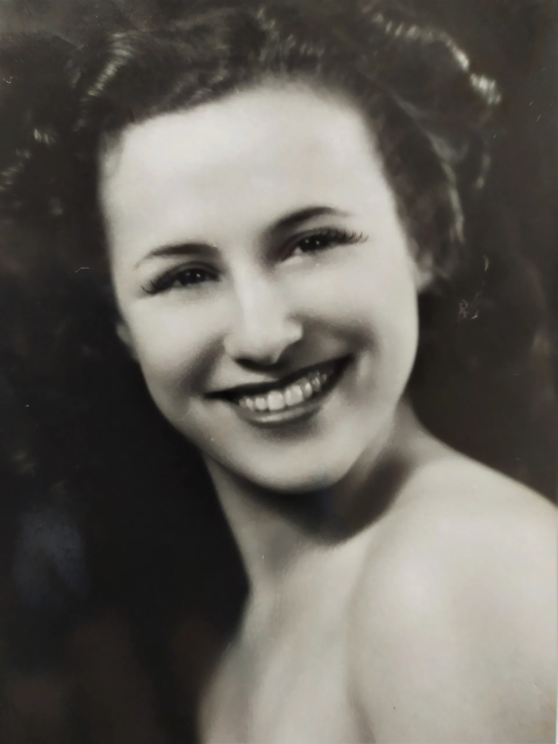 Porträt von Lily Romanelli (1930–2021) – Gedenkseite