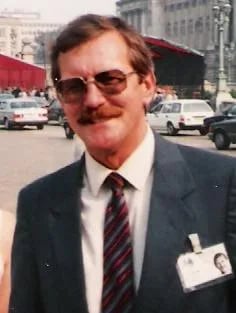 Porträt von Clive Derby-Lewis (1936–2016) – Gedenkseite
