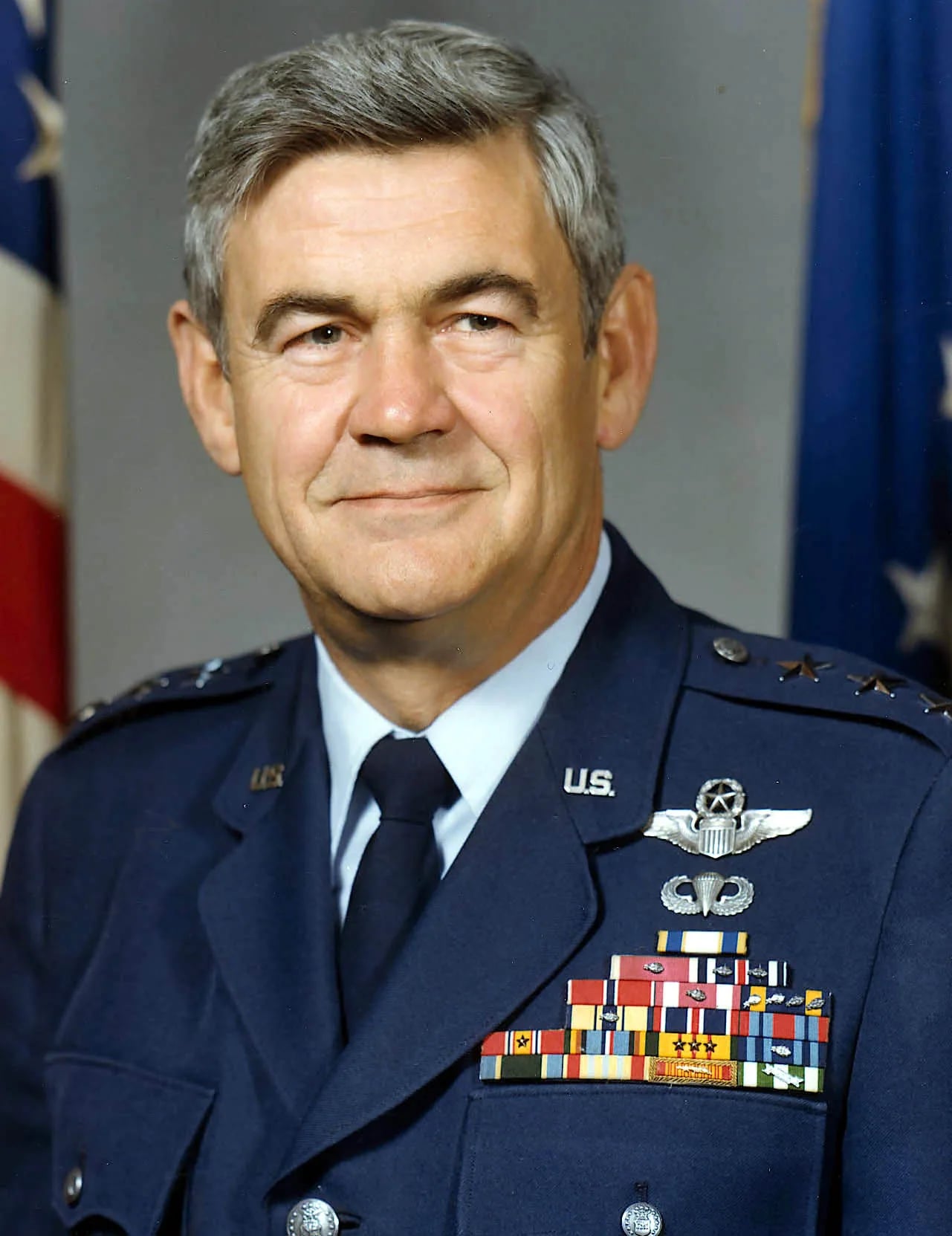 Porträt von James H. Ahmann (1931–1993) – Gedenkseite