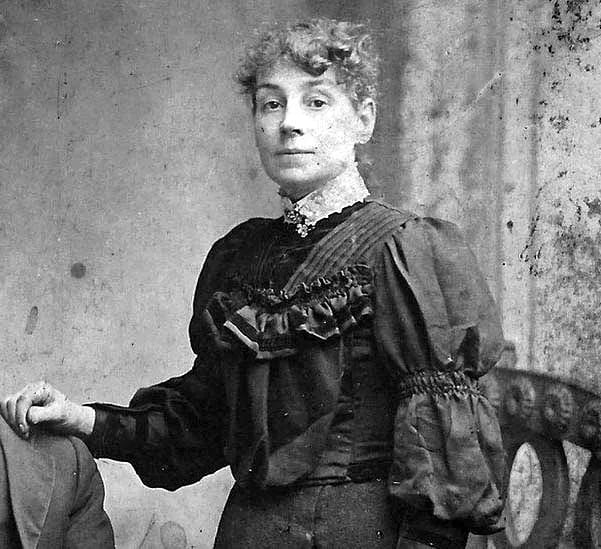 Portrait of Sarah Chapman (1862–1945) – memorial page