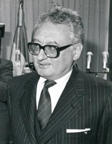 Portrait of José Federico de Carvajal (1930–2015) – memorial page