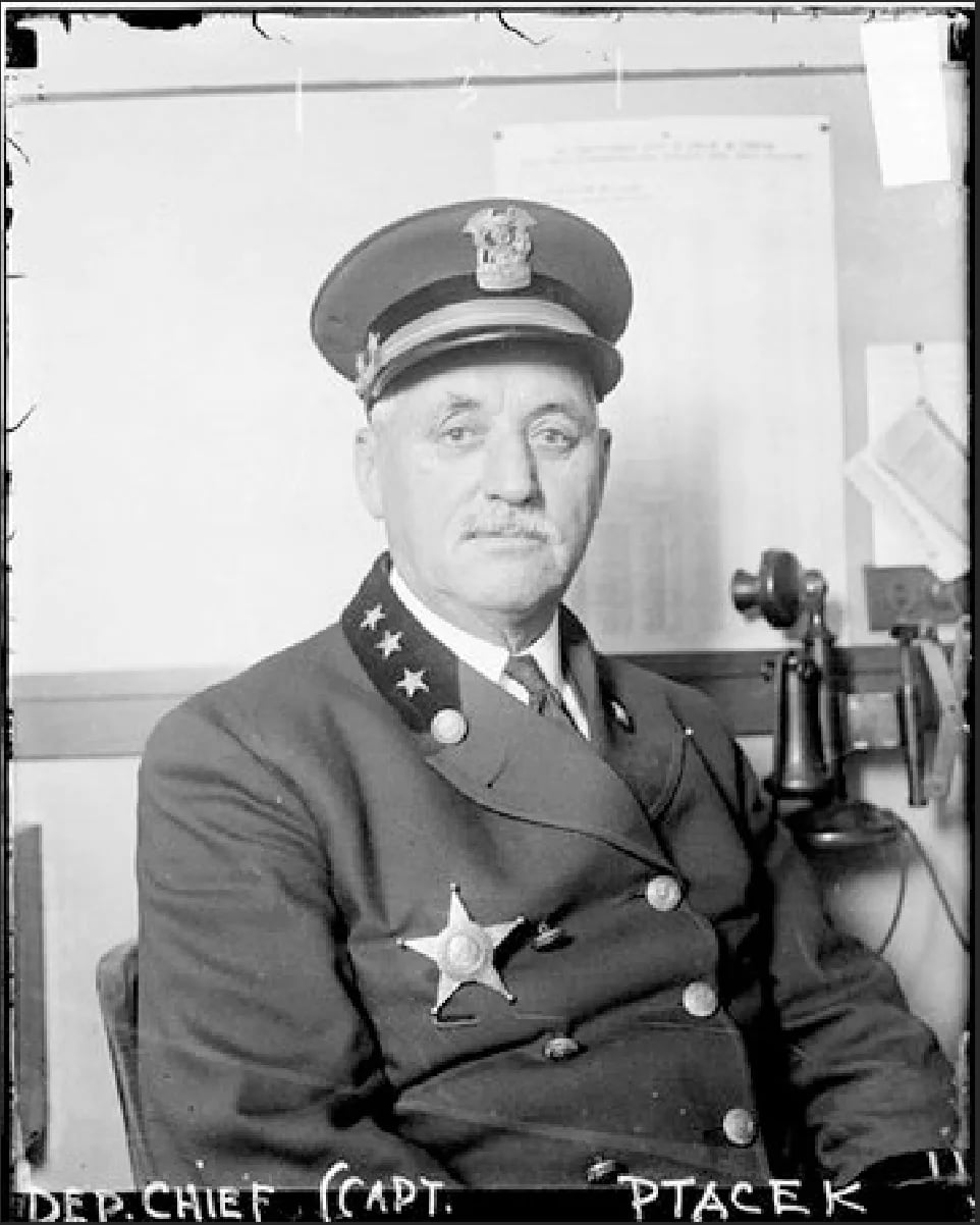 Porträt von Jan Eduard Ptacek (1861–1941) – Gedenkseite
