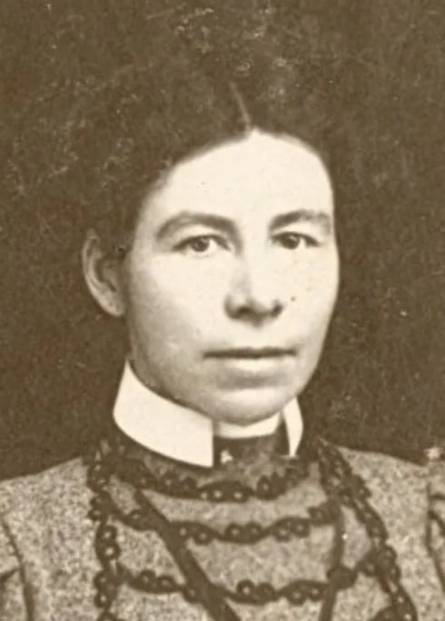 Portrait of Catherine T. Montgomery (1867–1957) – memorial page