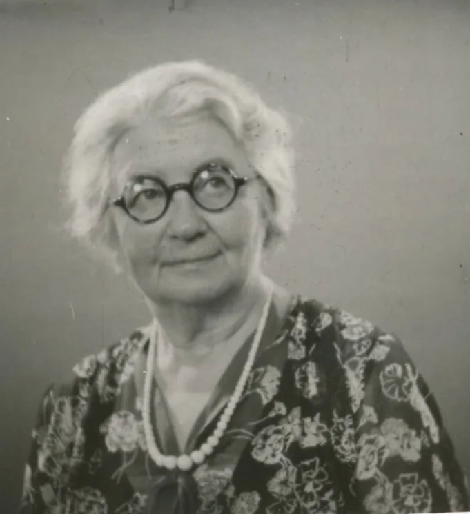 Portrait of Ruth Fischer (1869–1960) – memorial page