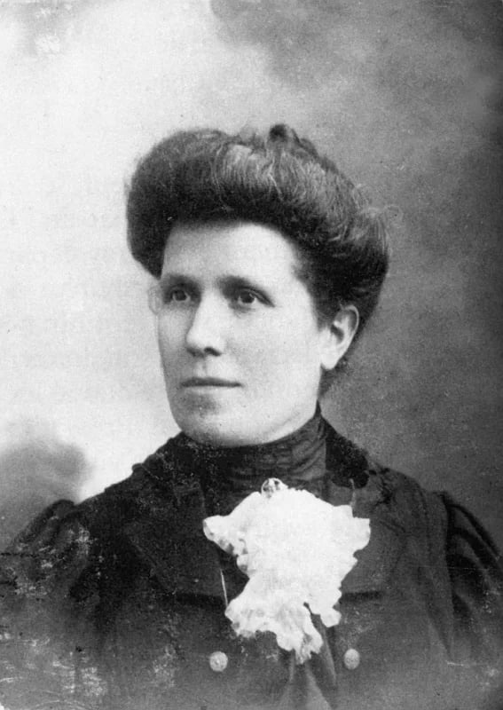 Porträt von Francine Poitevin (1869–1946) – Gedenkseite