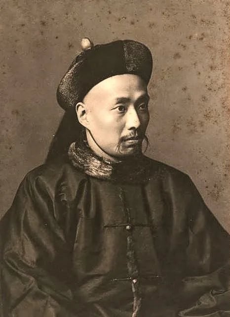 Porträt von Zhang Mingqi (1875–1945) – Gedenkseite