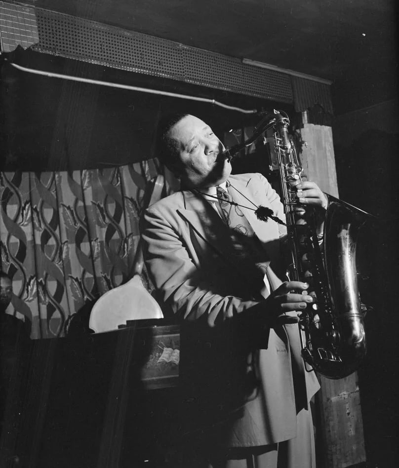 Portrait of Lester Young (1909–1959) – memorial page