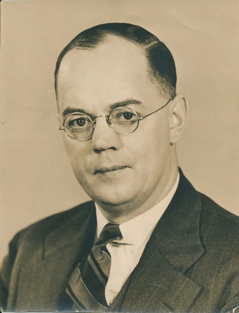 Portrait of Frederick C. Silvester (1901–1966) – memorial page
