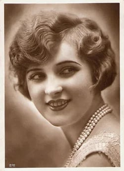 Porträt von Colette Darfeuil (1906–1998) – Gedenkseite