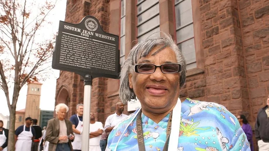 Portrait of Jean Webster (1935–2011) – memorial page