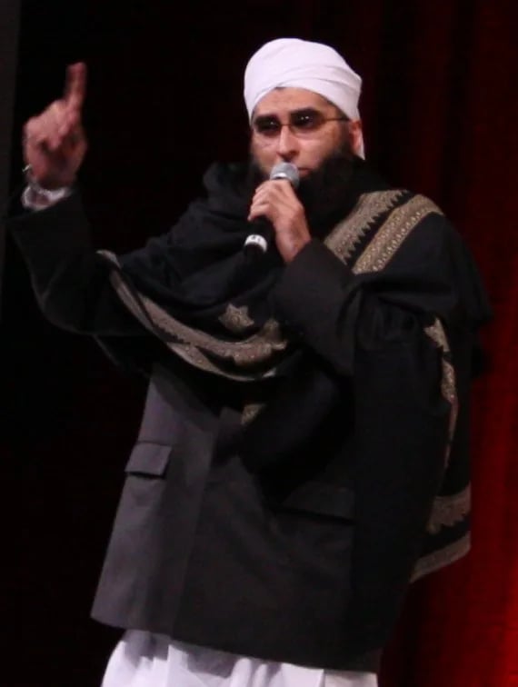 Porträt von Junaid Jamshed (1964–2016) – Gedenkseite