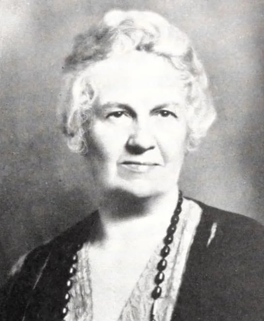 Portrait of Caroline S. Woodruff (1866–1949) – memorial page
