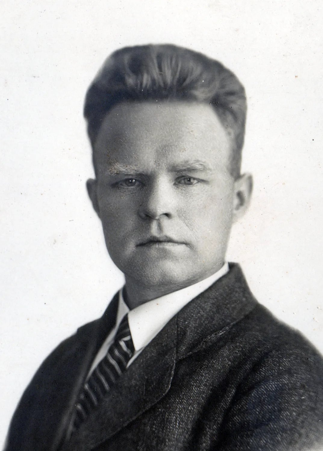 Portrait of Kostas Jagutis (1896–1974) – memorial page