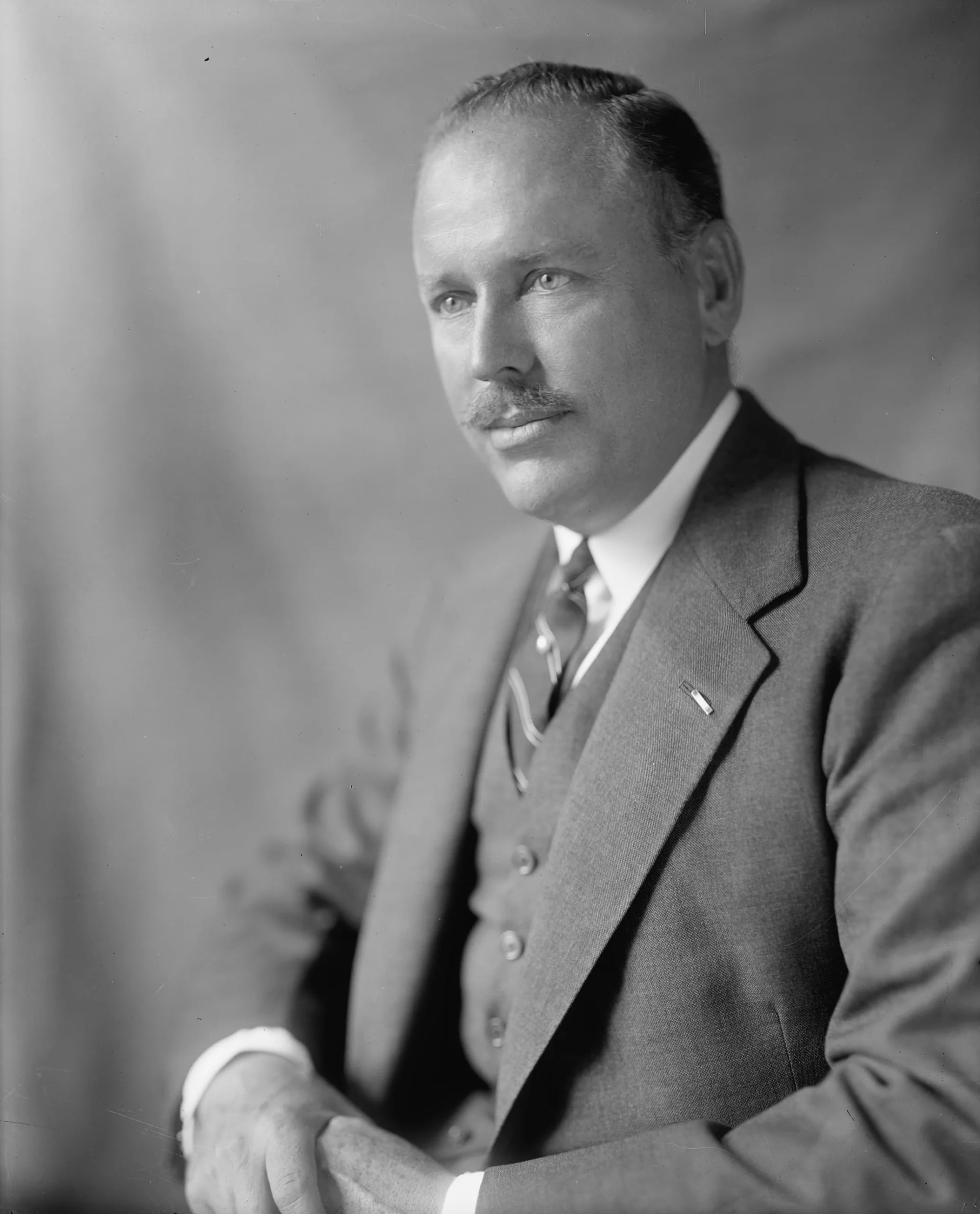 Porträt von Robert L. Bacon (1884–1938) – Gedenkseite