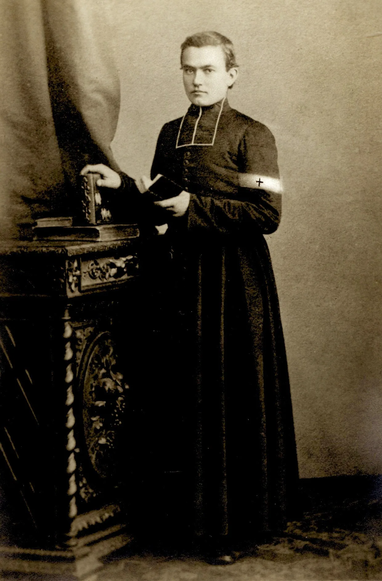 Porträt von Auguste François Fouqueray (1841–1871) – Gedenkseite