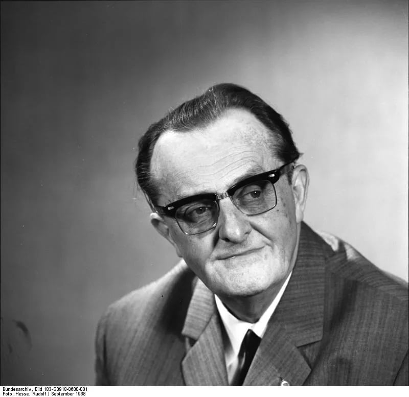 Porträt von Max Burghardt (1893–1977) – Gedenkseite
