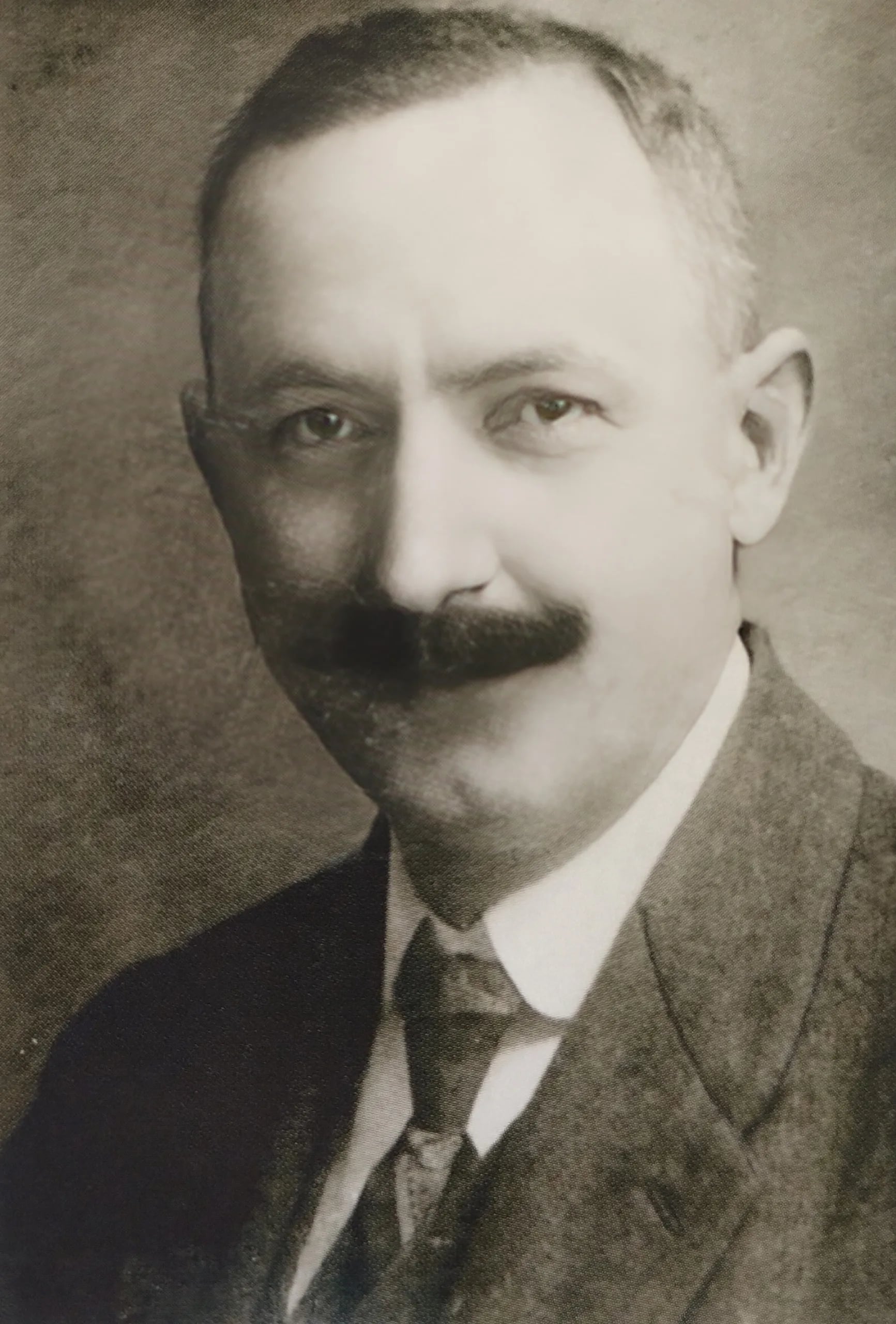 Portrait of Jan Vojtíšek (1885–1942) – memorial page
