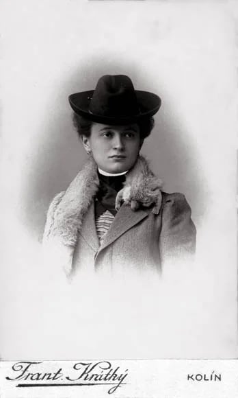 Porträt von Bohumila Bloudilová (1876–1946) – Gedenkseite