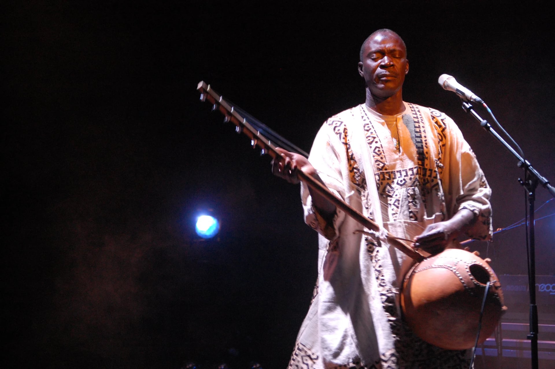 Porträt von Issa Bagayogo (1961–2016) – Gedenkseite
