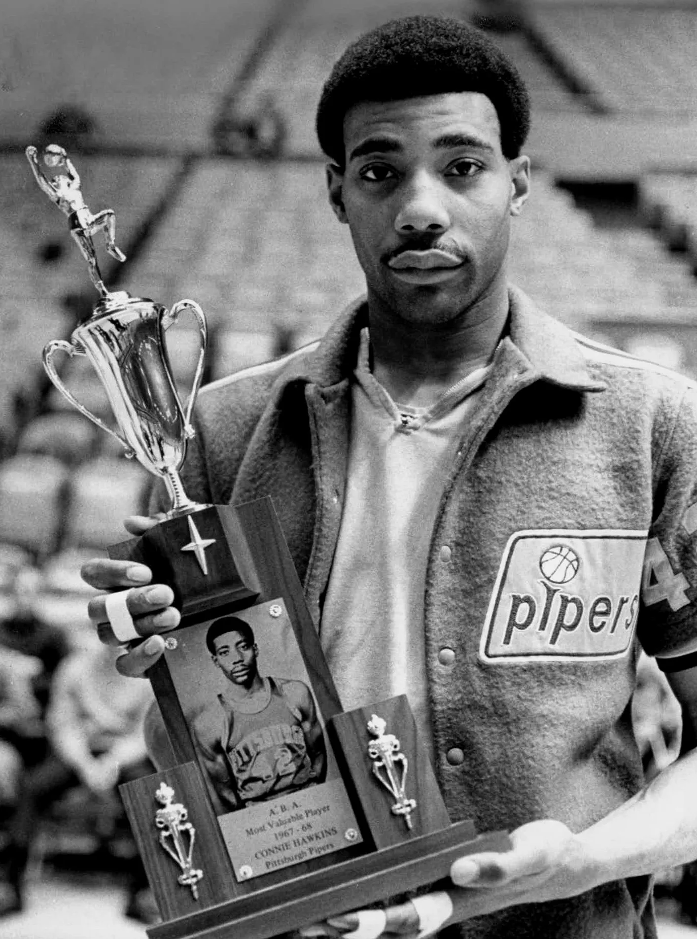 Portrait of Connie Hawkins (1942–2017) – memorial page