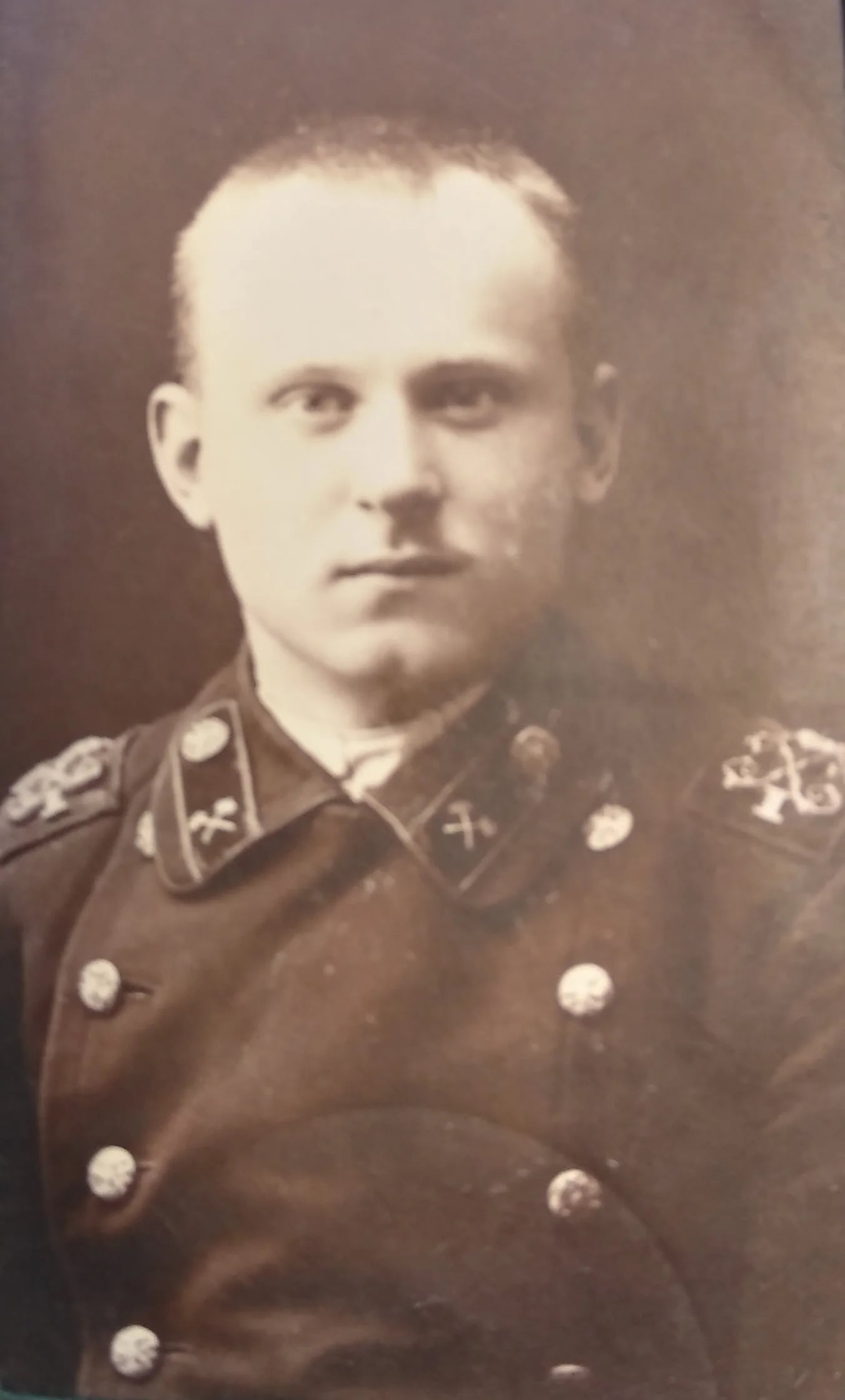 Porträt von Lev Bykovsky (1895–1992) – Gedenkseite