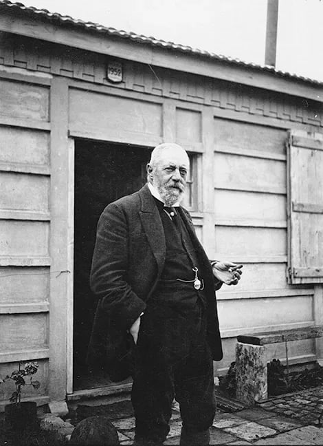 Portrait of Gaston de Vinck (1855–1927) – memorial page