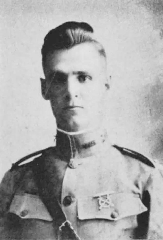 Portrait of Ira P. Swift (1898–1987) – memorial page