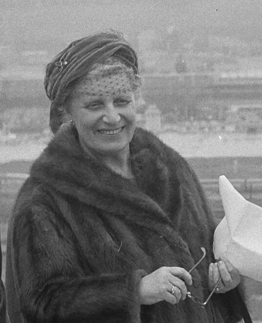 Porträt von Maria de Quay-van der Lande (1901–1988) – Gedenkseite