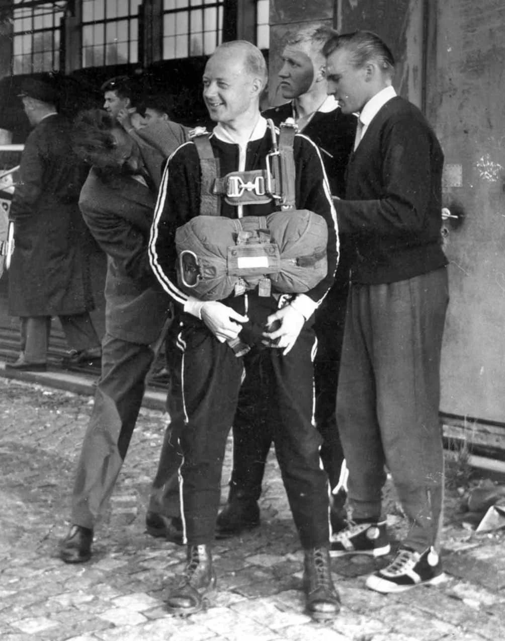 Porträt von Kavo Laurila (1925–2025) – Gedenkseite