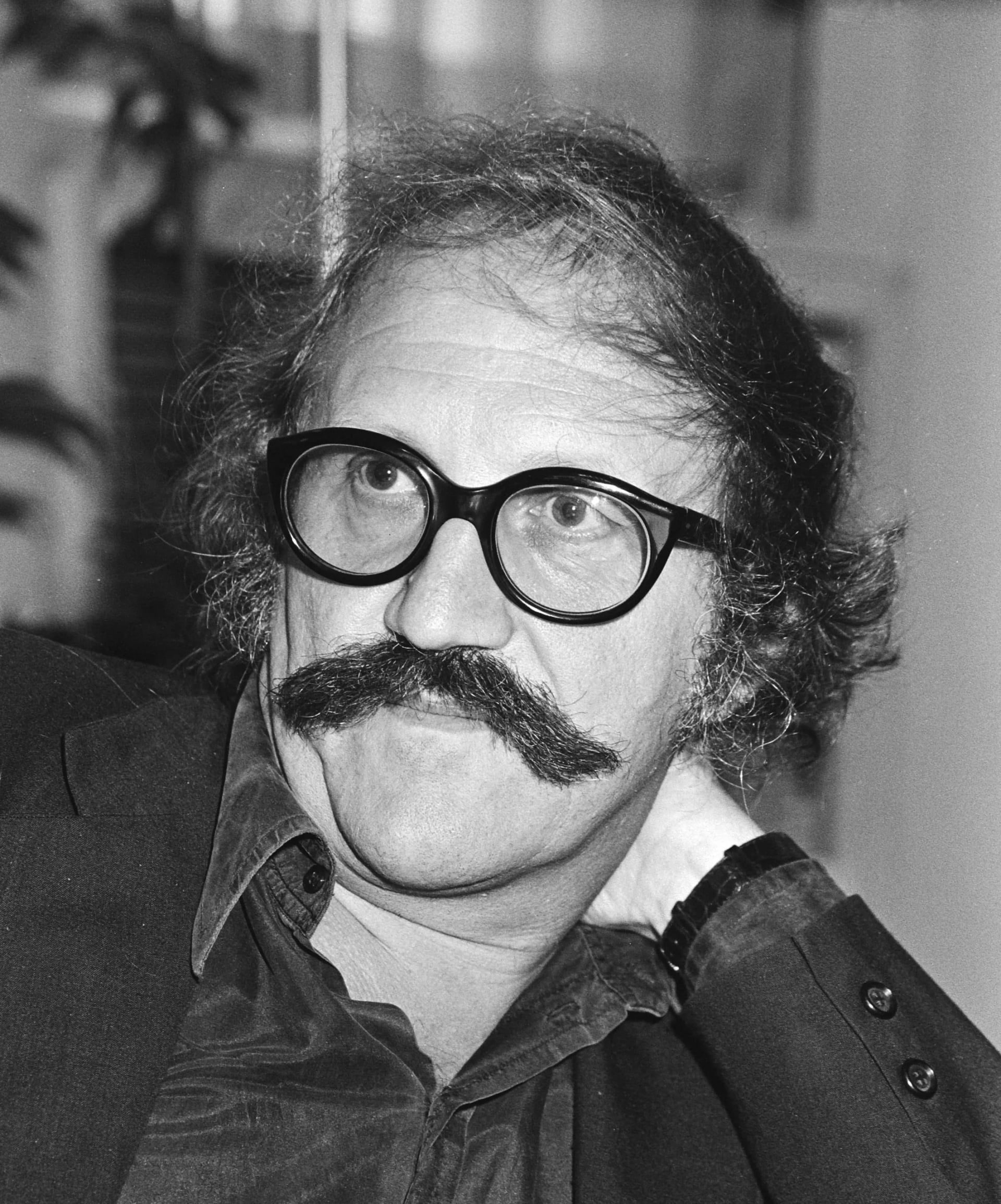Porträt von Wilhelm Holzbauer (1930–2019) – Gedenkseite