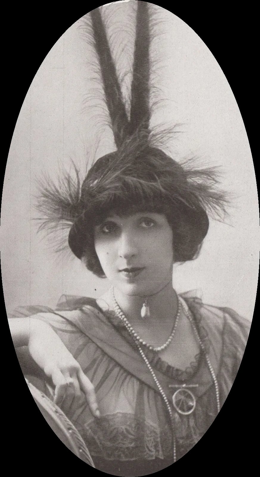 Portrait of Mado Minty (1884–1987) – memorial page