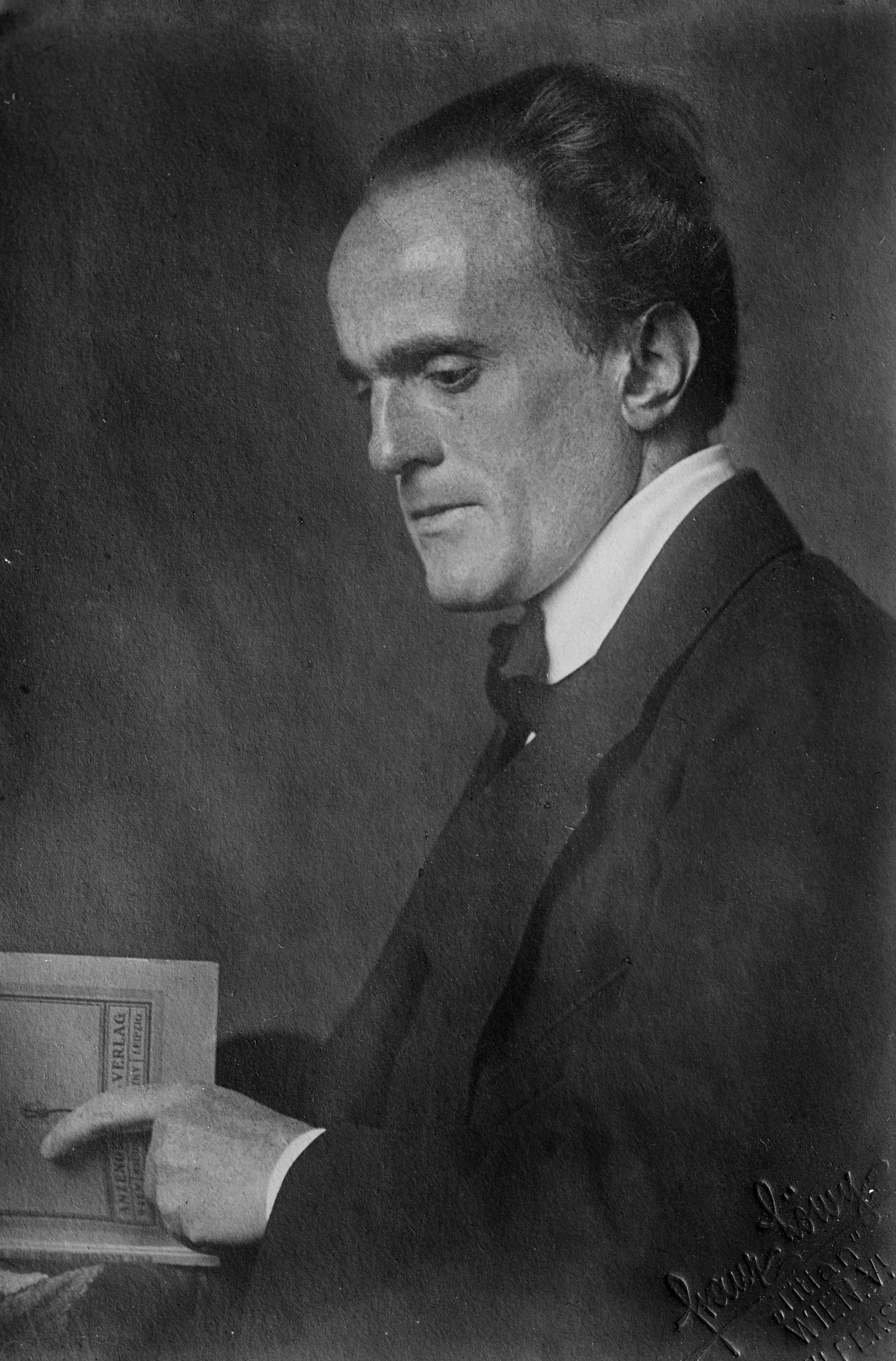 Porträt von Paul Kammerer (1880–1926) – Gedenkseite
