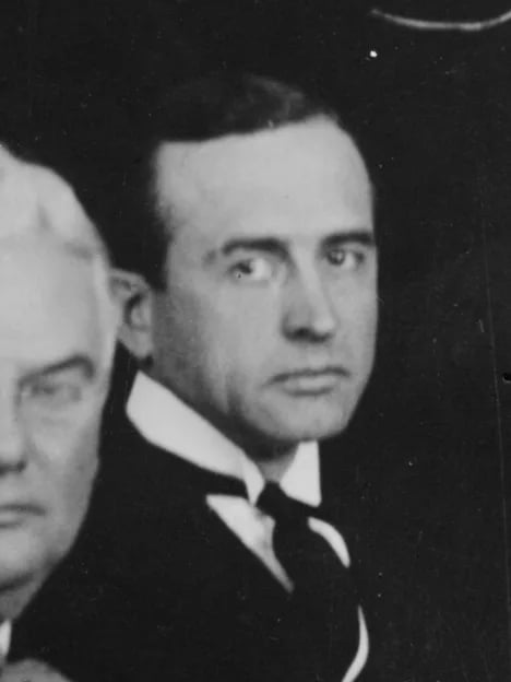 Portrait of Charles V. Rich (1881–1951) – memorial page