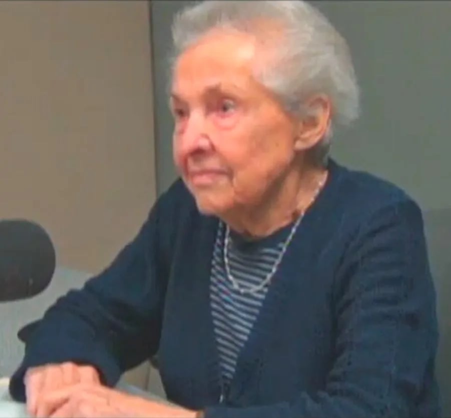 Portrait of Dorli Rainey (1926–2022) – memorial page