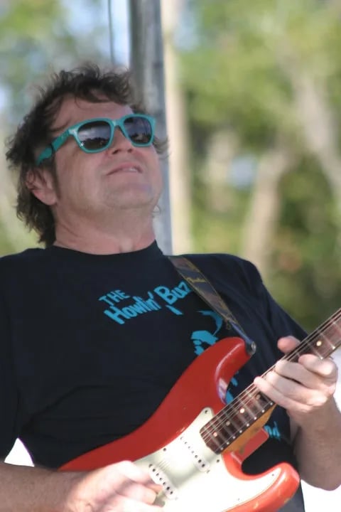 Portrait of Craig Van Tilbury (1957–2010) – memorial page