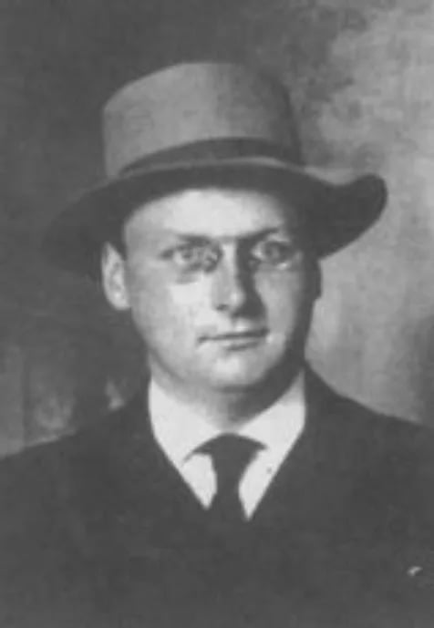 Portrait of Eduard Bass (1888–1946) – memorial page