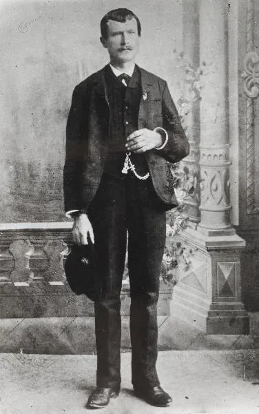 Porträt von Štefan Kramolc (1871–1956) – Gedenkseite