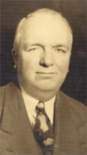 Porträt von Christopher Aloysius Enright Sr. (1888–1980) – Gedenkseite