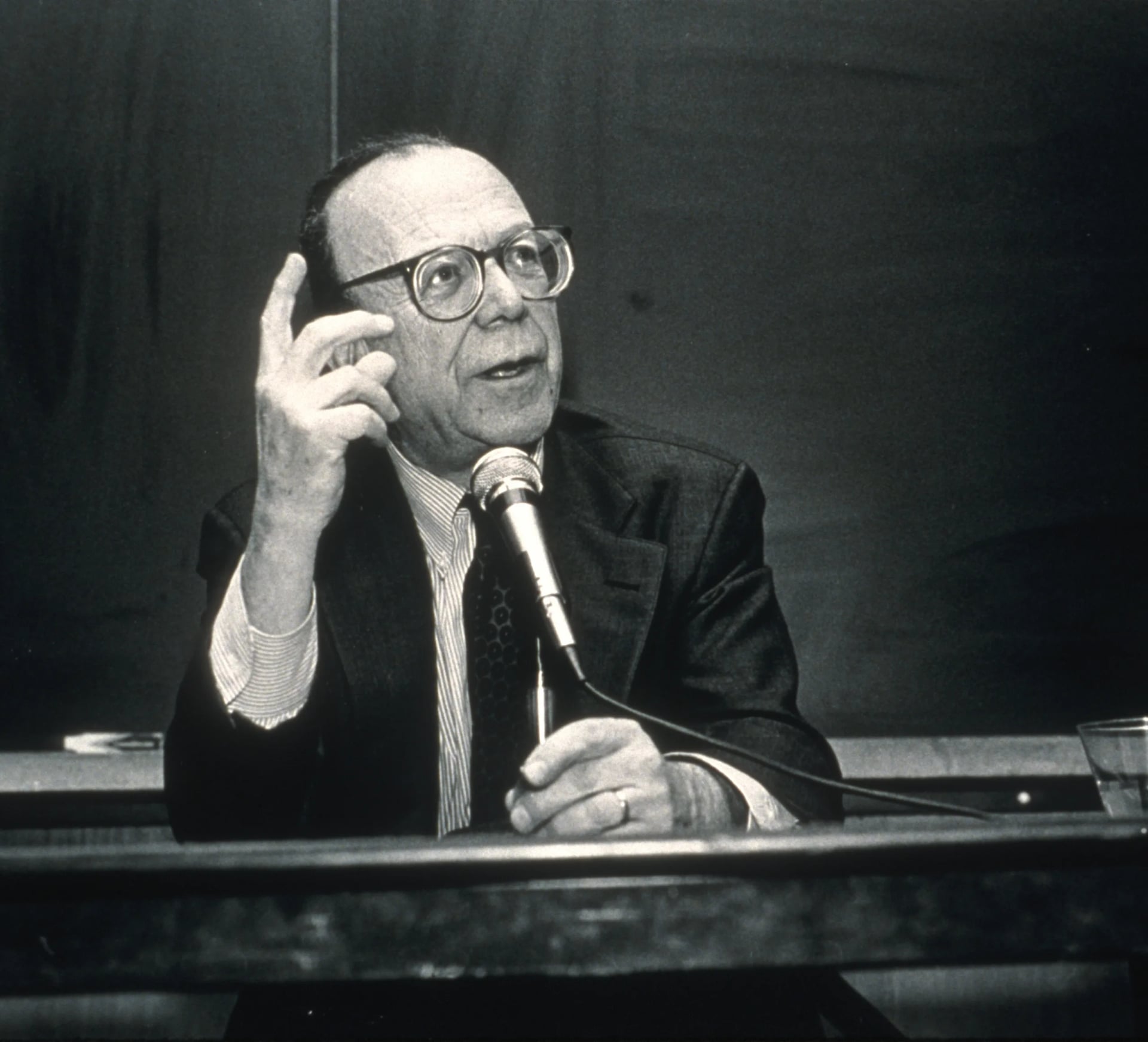 Porträt von Robert Heilbroner (1919–2005) – Gedenkseite