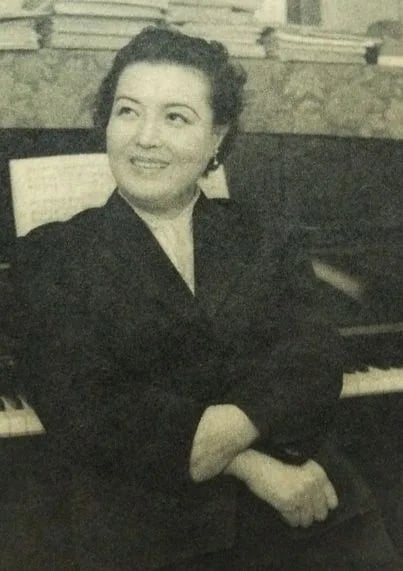 Portrait of Chiyoko Kobayashi (1910–1976) – memorial page