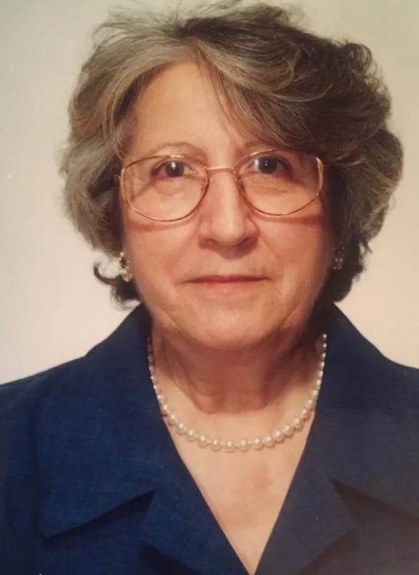 Portrait of Ma I. Teresa Zurdo Ruiz de Ayúcar (1941–2021) – memorial page