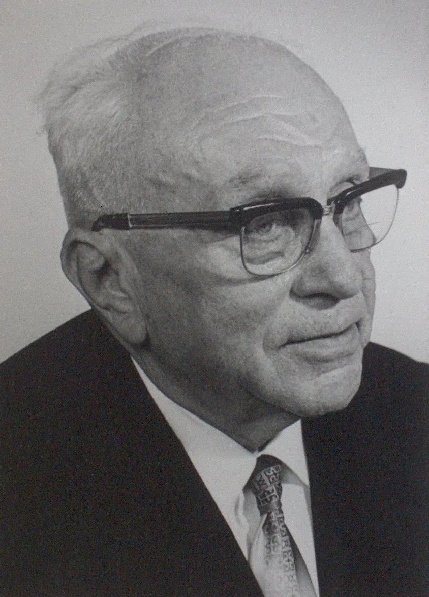 Portrait of Hugo Gasteiger (1899–1978) – memorial page