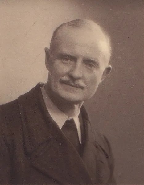 Porträt von Édouard Renaudin (1890–1980) – Gedenkseite