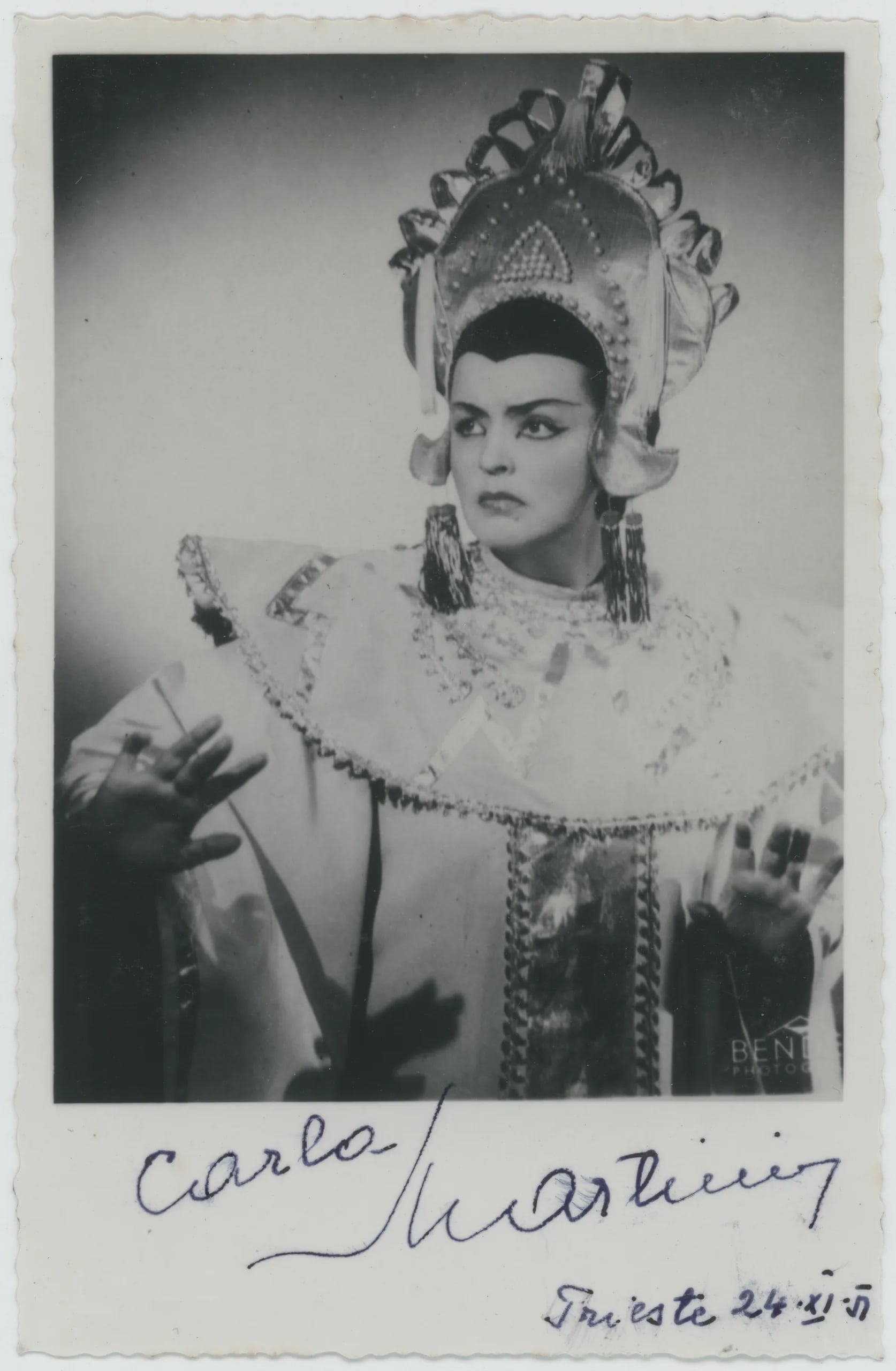 Portrait of Carla Martinis (1922–2010) – memorial page
