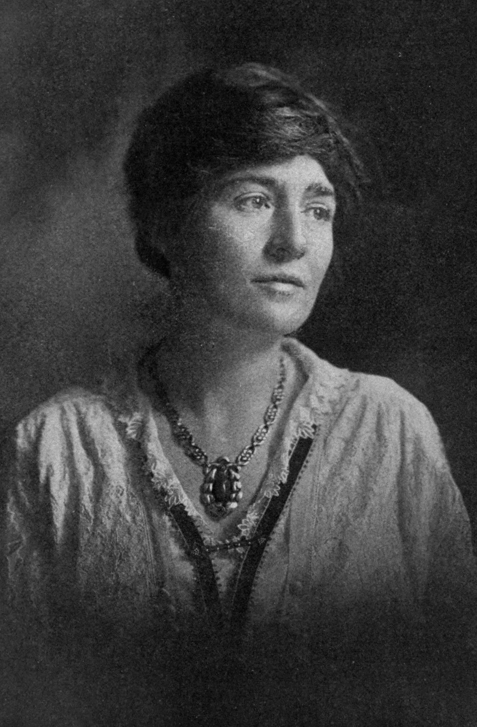 Portrait of Joy Montgomery Higgins (1874–1959) – memorial page