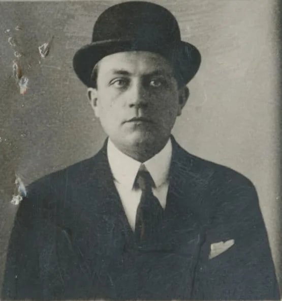 Porträt von Pierre Ginisty (1884–1914) – Gedenkseite